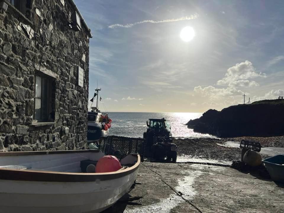 Cadgwith Cove Inn 외부 사진